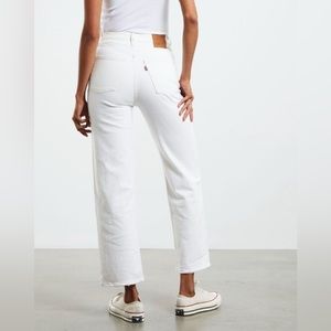 Levis ribcage straight